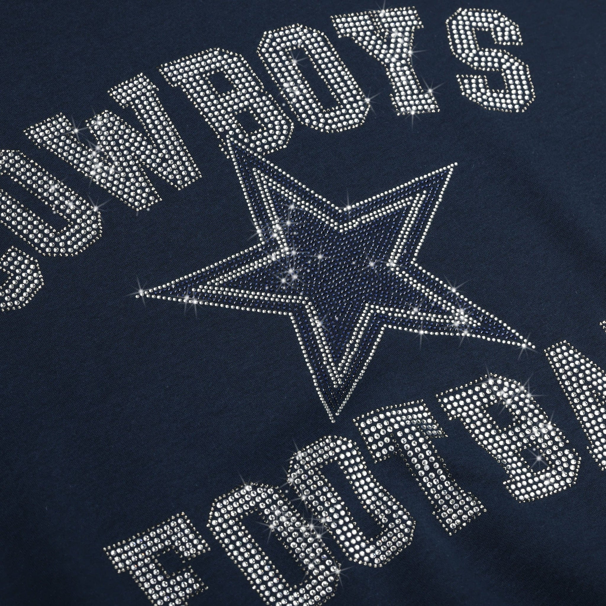 DALLAS COWBOYS WOMEN'S FOCO RHINESTONE LOGO OVERSIZED CREW NECK SWEATSHIRT - NAVY