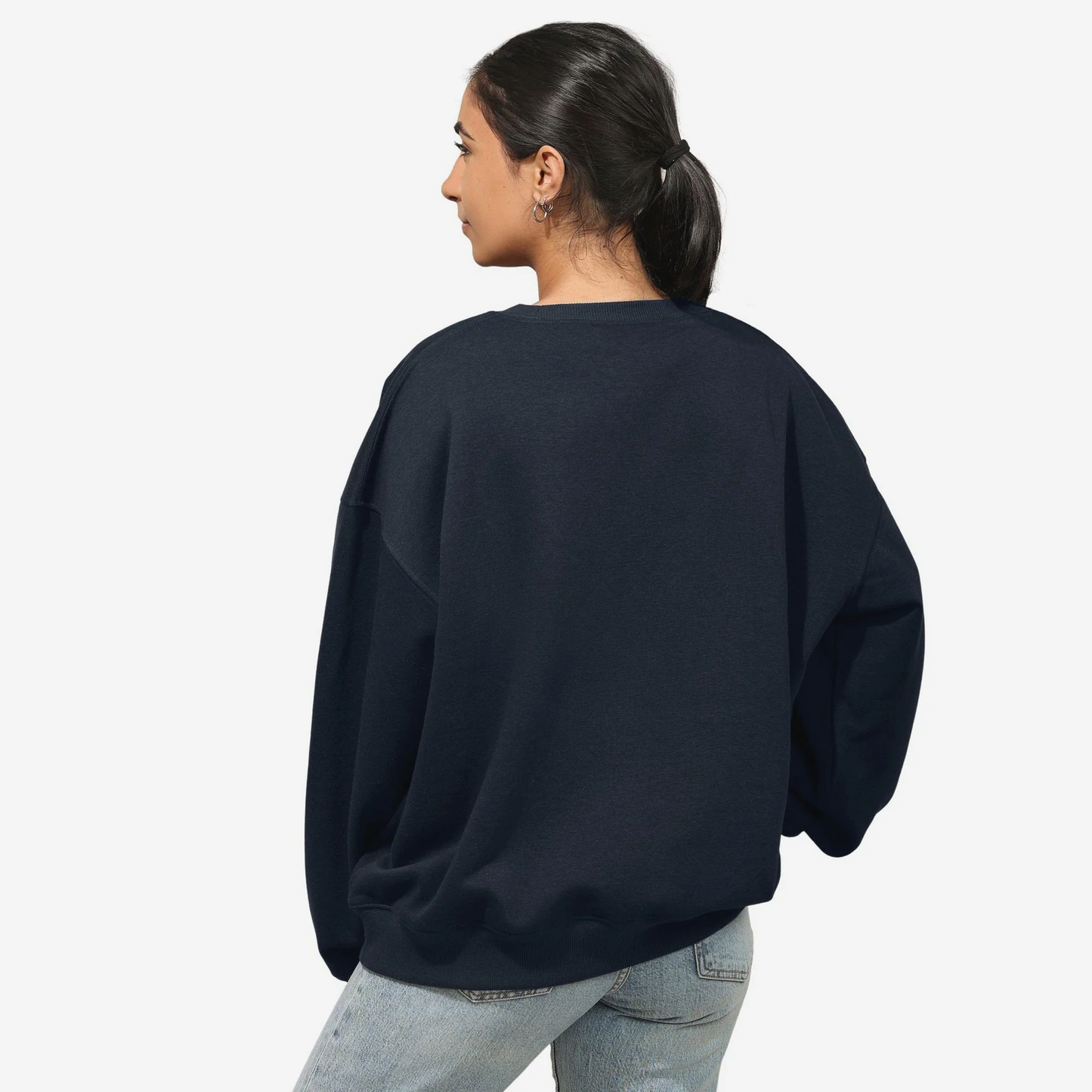 DALLAS COWBOYS WOMEN'S FOCO RHINESTONE LOGO OVERSIZED CREW NECK SWEATSHIRT - NAVY