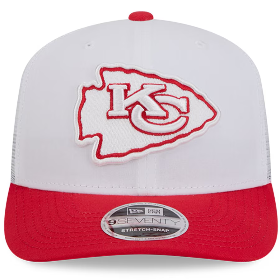 KANSAS CITY CHIEFS 2024 NFL TRAINING CAMP 9SEVENTY STRETCH SNAP TRUCKER HAT - WHITE