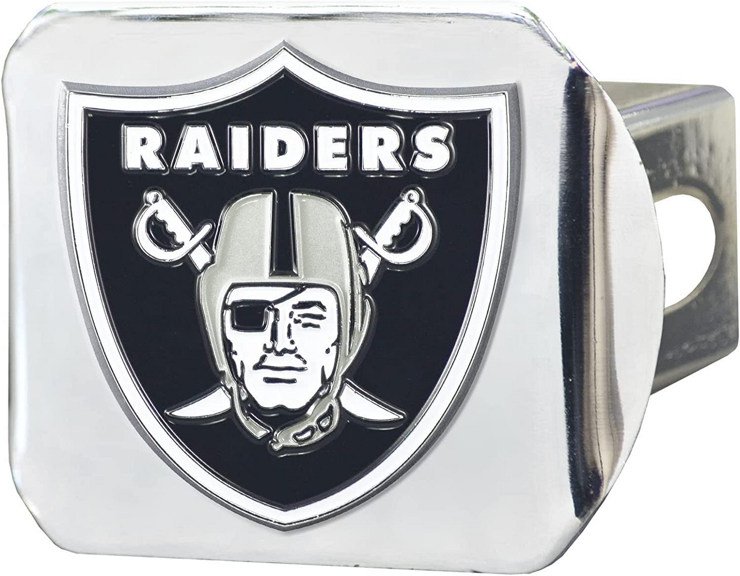 CUBIERTA DE ENGANCHE CON LOGOTIPO EN COLOR LAS VEGAS RAIDERS - CROMADO