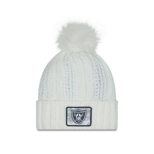 LAS VEGAS RAIDERS WOMEN'S 2024 NFL SALUTE TO SERVICE CUFFED KNIT BEANIE WITH POM - ARTIC WHITE/GRAPHITE