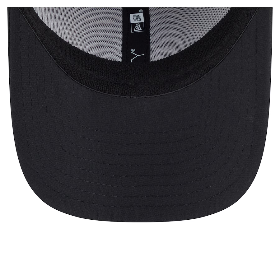 LOS ANGELES LAKERS BLACK NIGHT 39THIRTY FLEX FIT HAT - BLACK