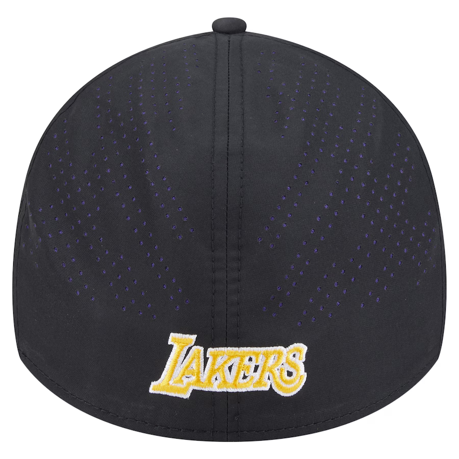 LOS ANGELES LAKERS BLACK NIGHT 39THIRTY FLEX FIT HAT - BLACK