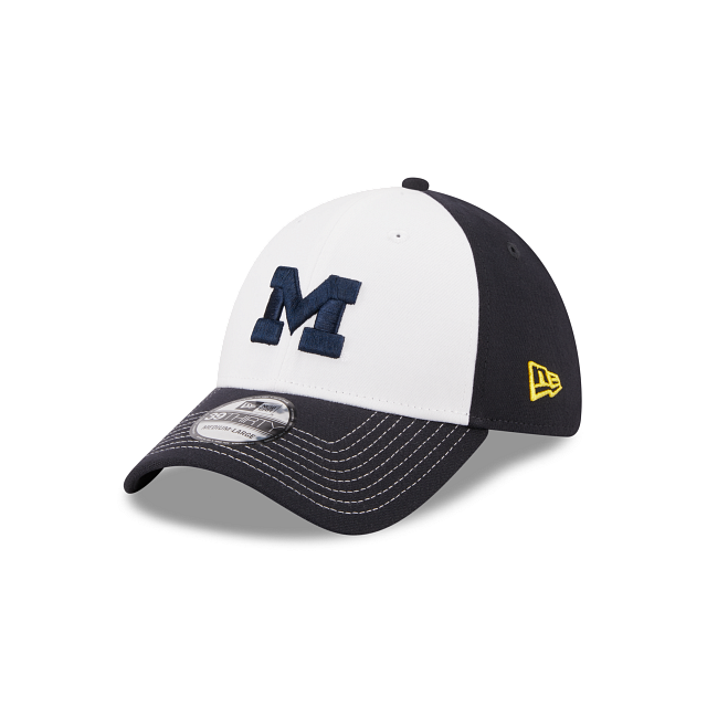 MICHIGAN WOLVERINES EVERGREEN BASIC WHITE FRONT 39THIRTY FLEX FIT HAT