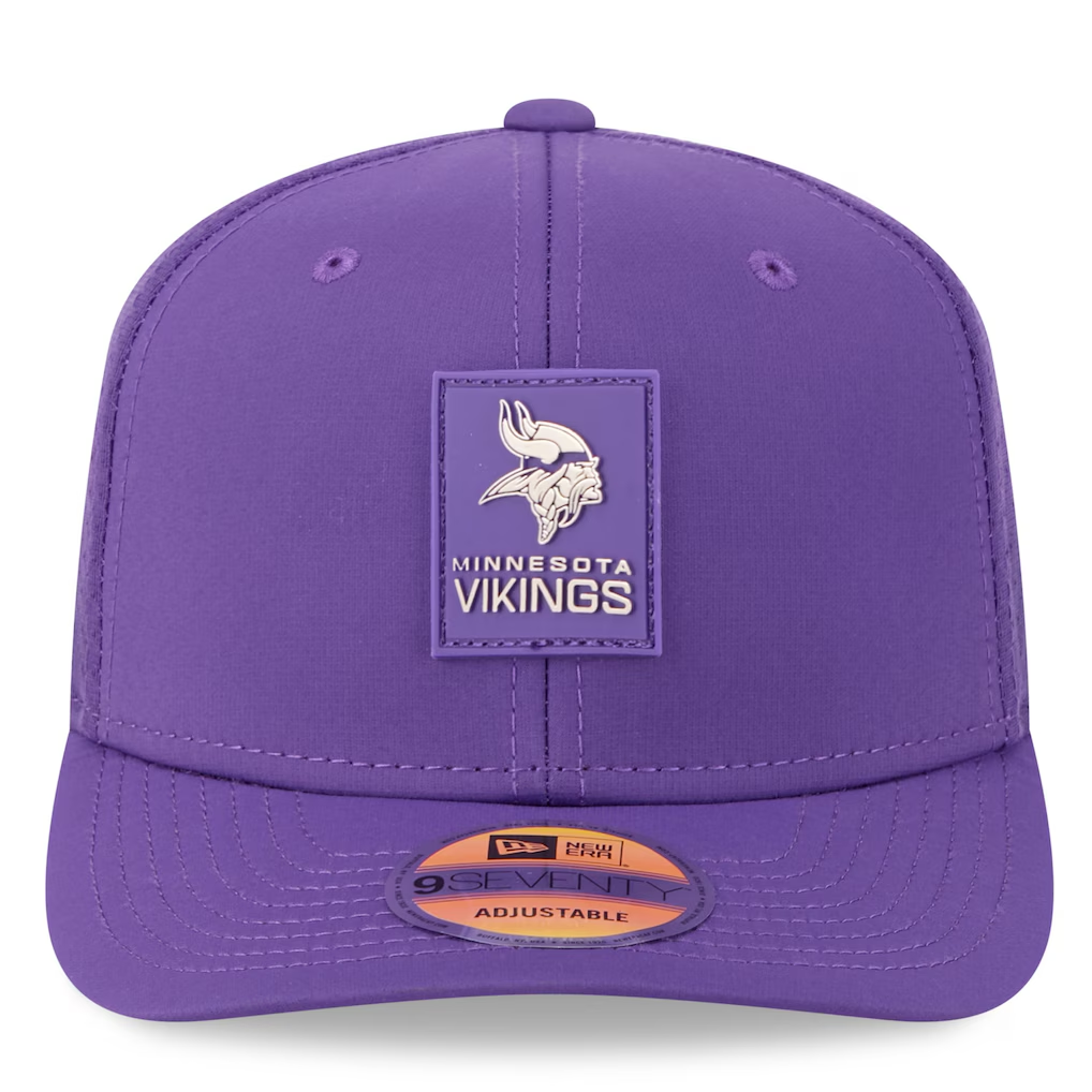 MINNESOTA VIKINGS 2025 NFL SIDELINE 9SEVENTY STRETCH-SNAP ADJUSTABLE HAT - PURPLE