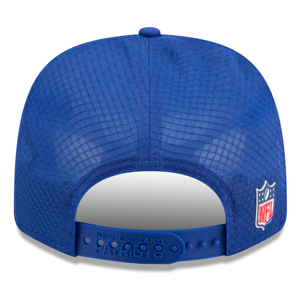 NEW ENGLAND PATRIOTS 2025 NFL SIDELINE RETRO 9SEVENTY STRETCH-SNAP ADJUSTABLE HAT - BLUE
