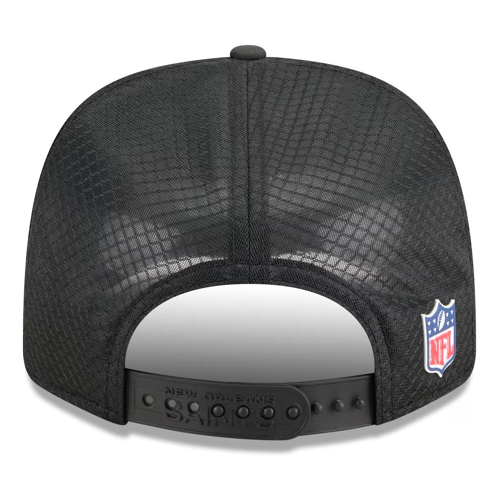 NEW ORLEANS SAINTS 2025 NFL SIDELINE 9SEVENTY STRETCH-SNAP ADJUSTABLE HAT - BLACK