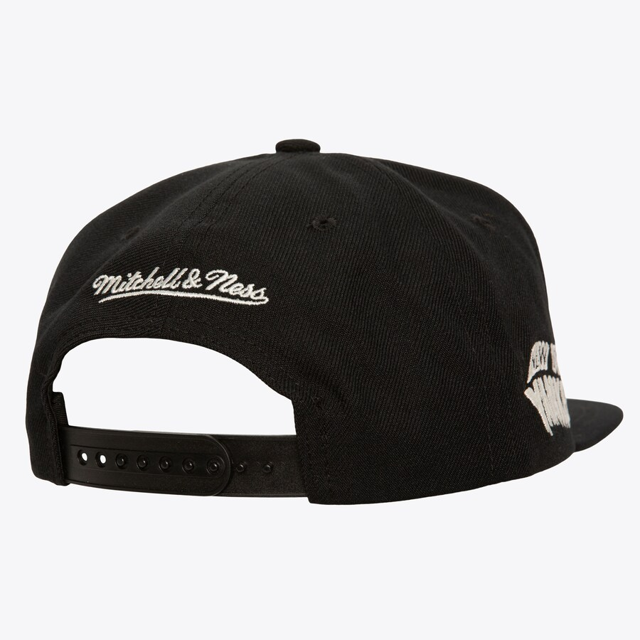 NEW YORK YANKEES MITCHELL & NESS JBONES SNAPBACK HAT