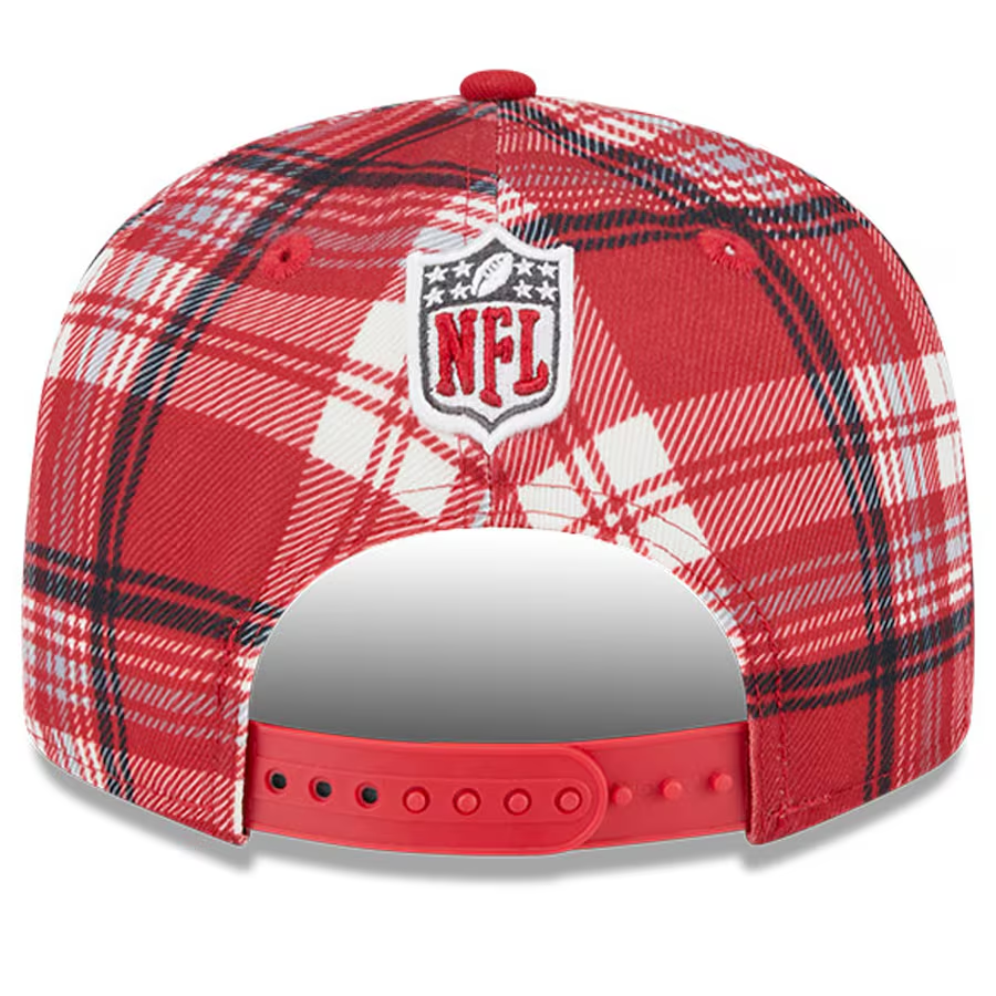 TAMPA BAY BUCCANEERS 2024 NFL SIDELINE STATEMENT 9FIFTY SNAPBACK HAT - RED