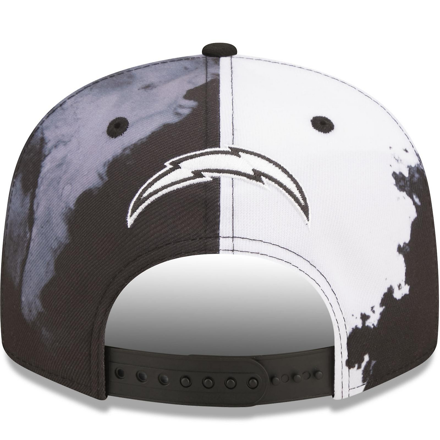 GORRA SNAPBACK 9FIFTY DE LOS ANGELES CHARGERS SIDELINE - TINTA NEGRA/BLANCO