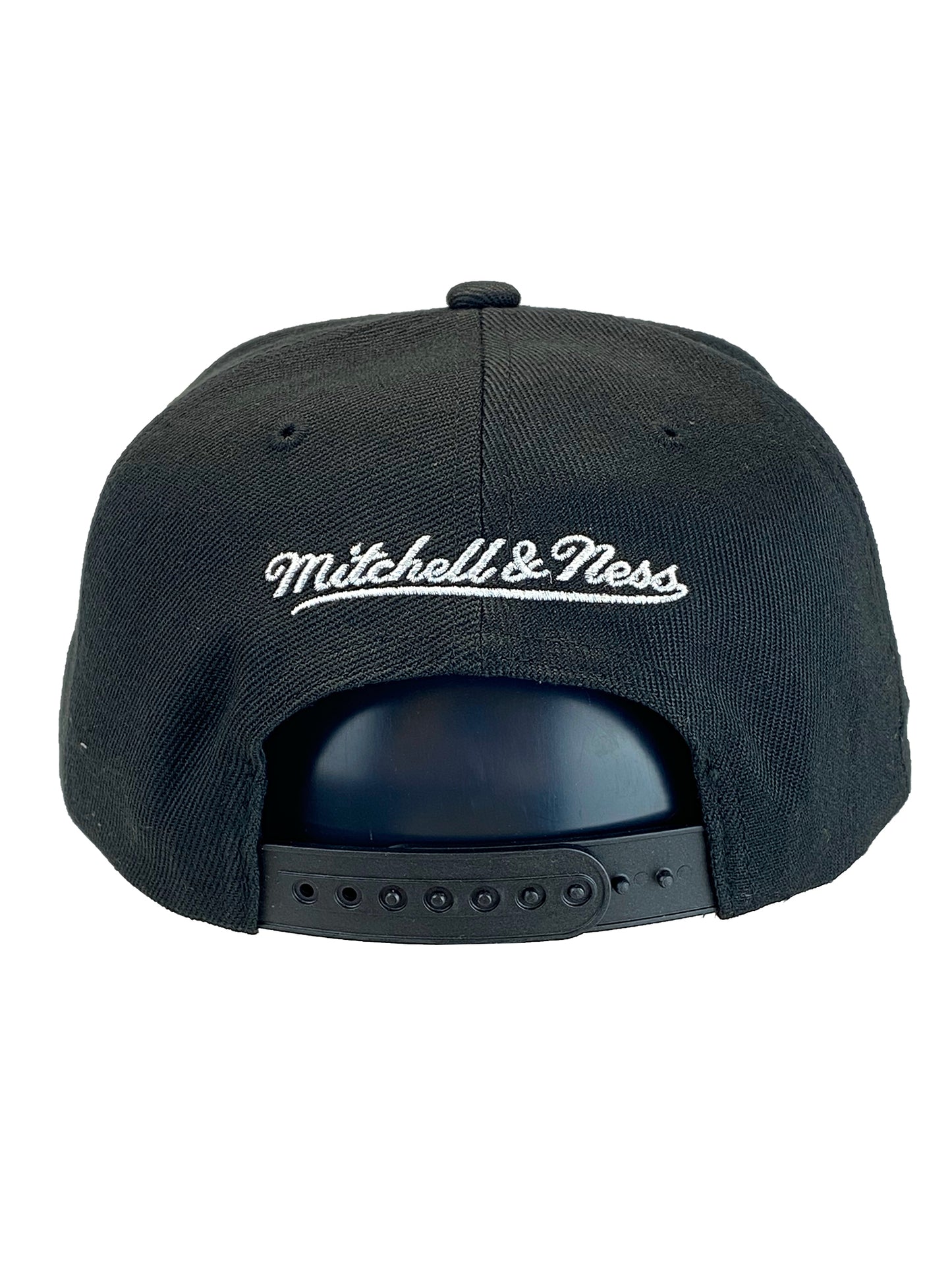 LOS ANGELS LAKERS 2000 FINALS PATCH SNAPBACK