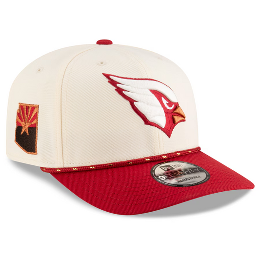 ARIZONA CARDINALS 2025 NFL RIVALRY SIDELINE COLLECTION 9SEVENTY ADJUSTABLE HAT - NATURAL/CARDINAL
