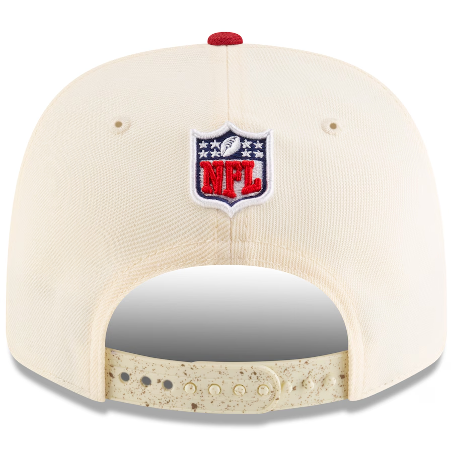 ARIZONA CARDINALS 2025 NFL RIVALRY SIDELINE COLLECTION 9SEVENTY ADJUSTABLE HAT - NATURAL/CARDINAL