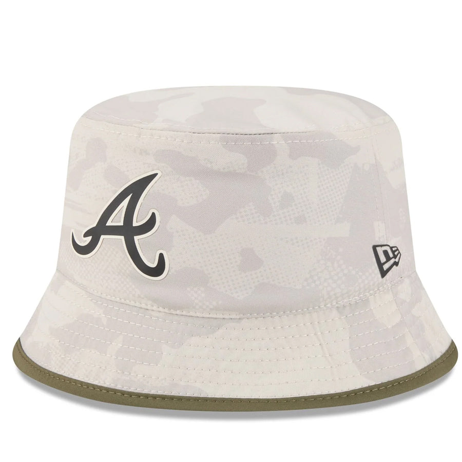 ATLANTA BRAVES 2025 MLB ARMED FORCES BUCKET HAT - STONE