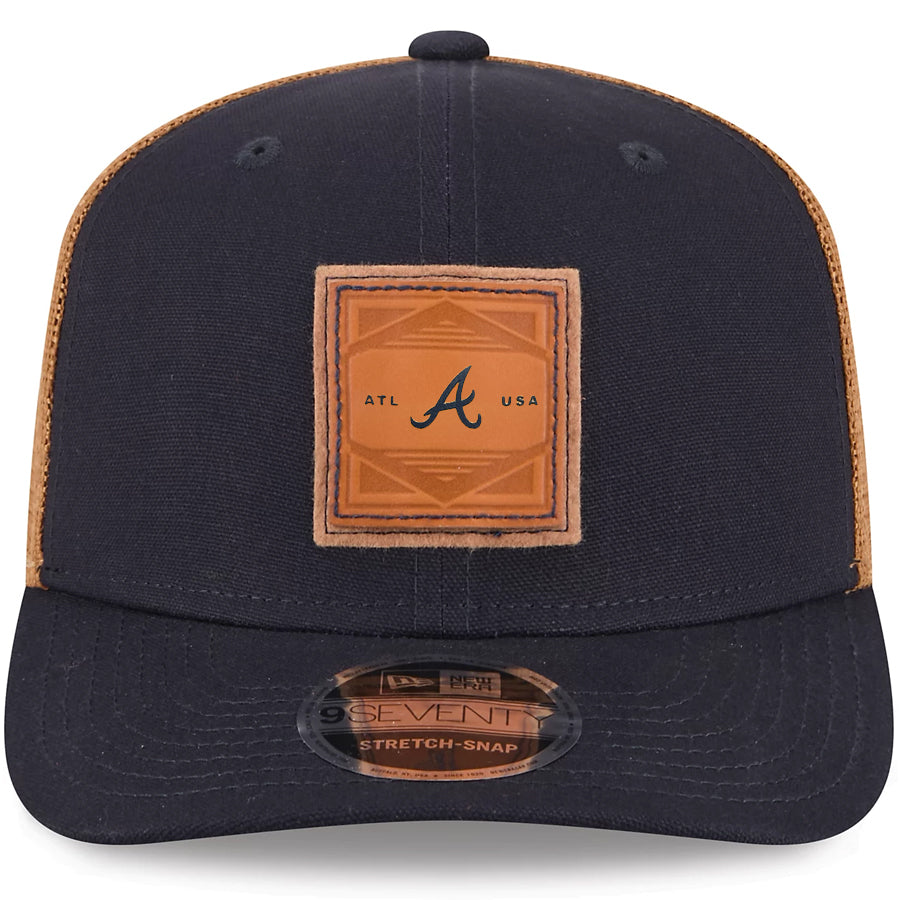 ATLANTA BRAVES DEBOSSED LOGO TRUCKER  9SEVENTY SNAPBACK HAT - NAVY