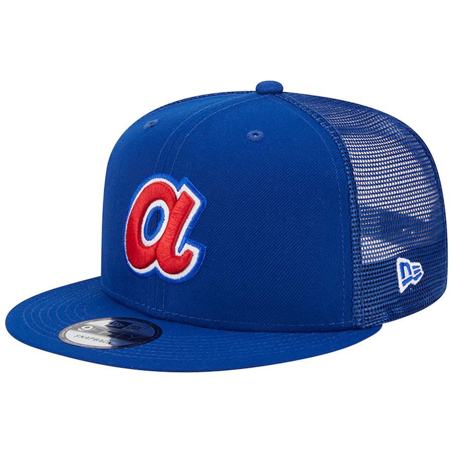 ATLANTA BRAVES EVERGREEN TRUCKER 9FIFTY SNAPBACK HAT - BLUE