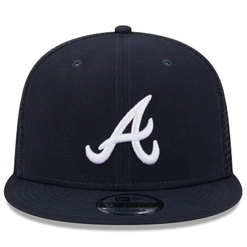 ATLANTA BRAVES EVERGREEN TRUCKER 9FIFTY SNAPBACK HAT - NAVY
