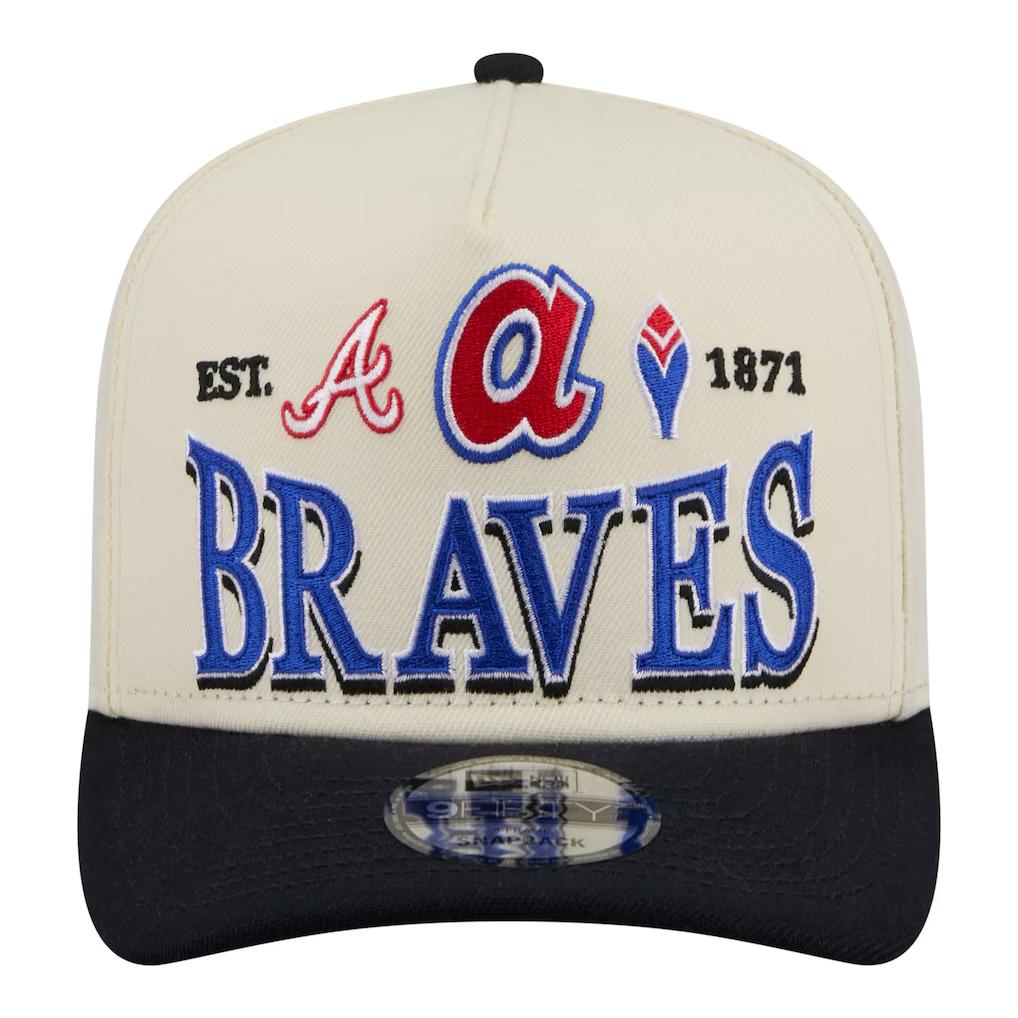 ATLANTA BRAVES NEW ERA TRI-HIT 9FIFTY A-FRAME SNAPBACK HAT - CHROME WHITE/NAVY
