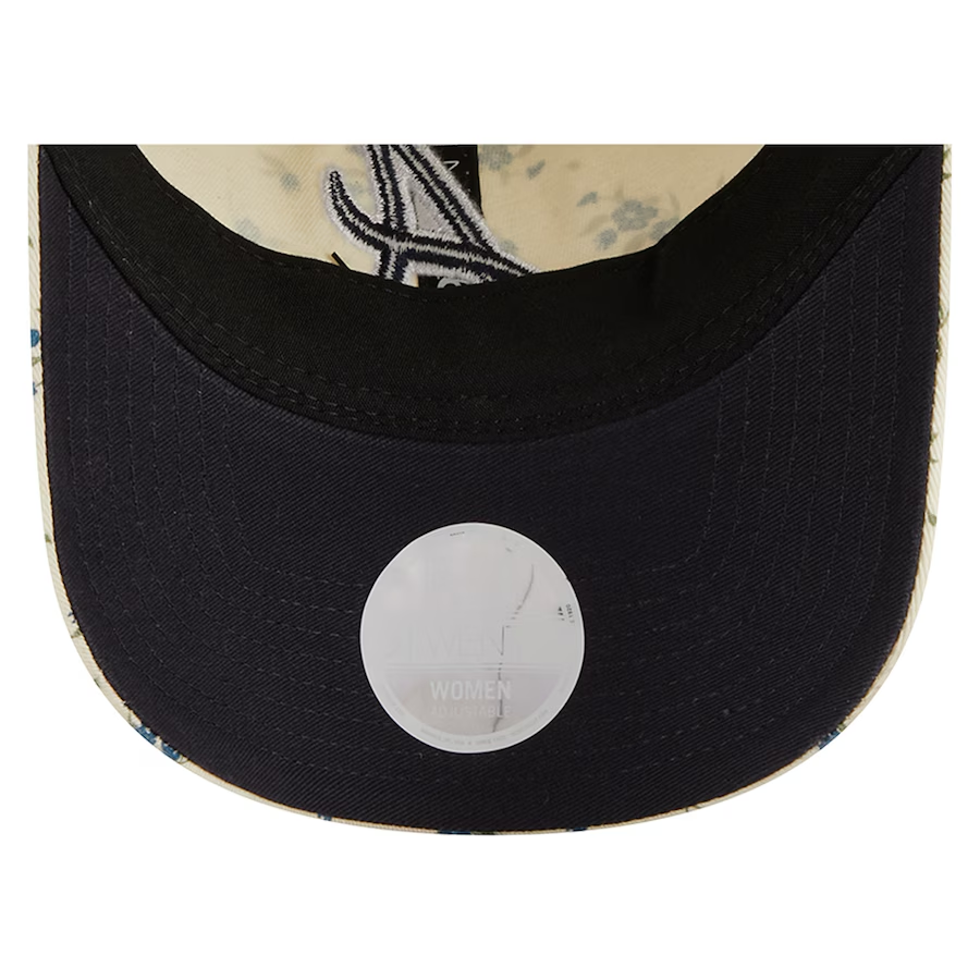 ATLANTA BRAVES WOMEN'S BLOOM 9TWENTY ADJUSTABLE HAT - CREAM