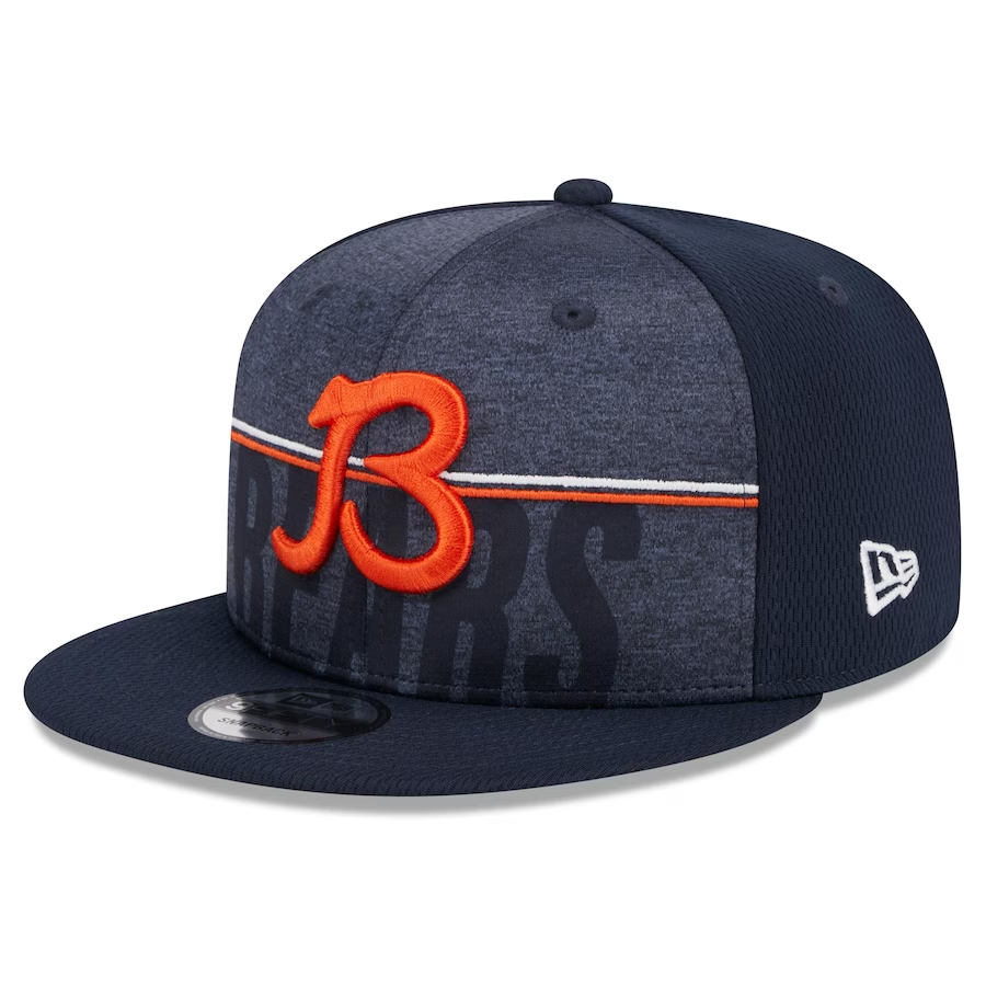 CHICAGO BEARS "B" 2023 TRAINING CAMP 9FIFTY SNAPBACK GORRA