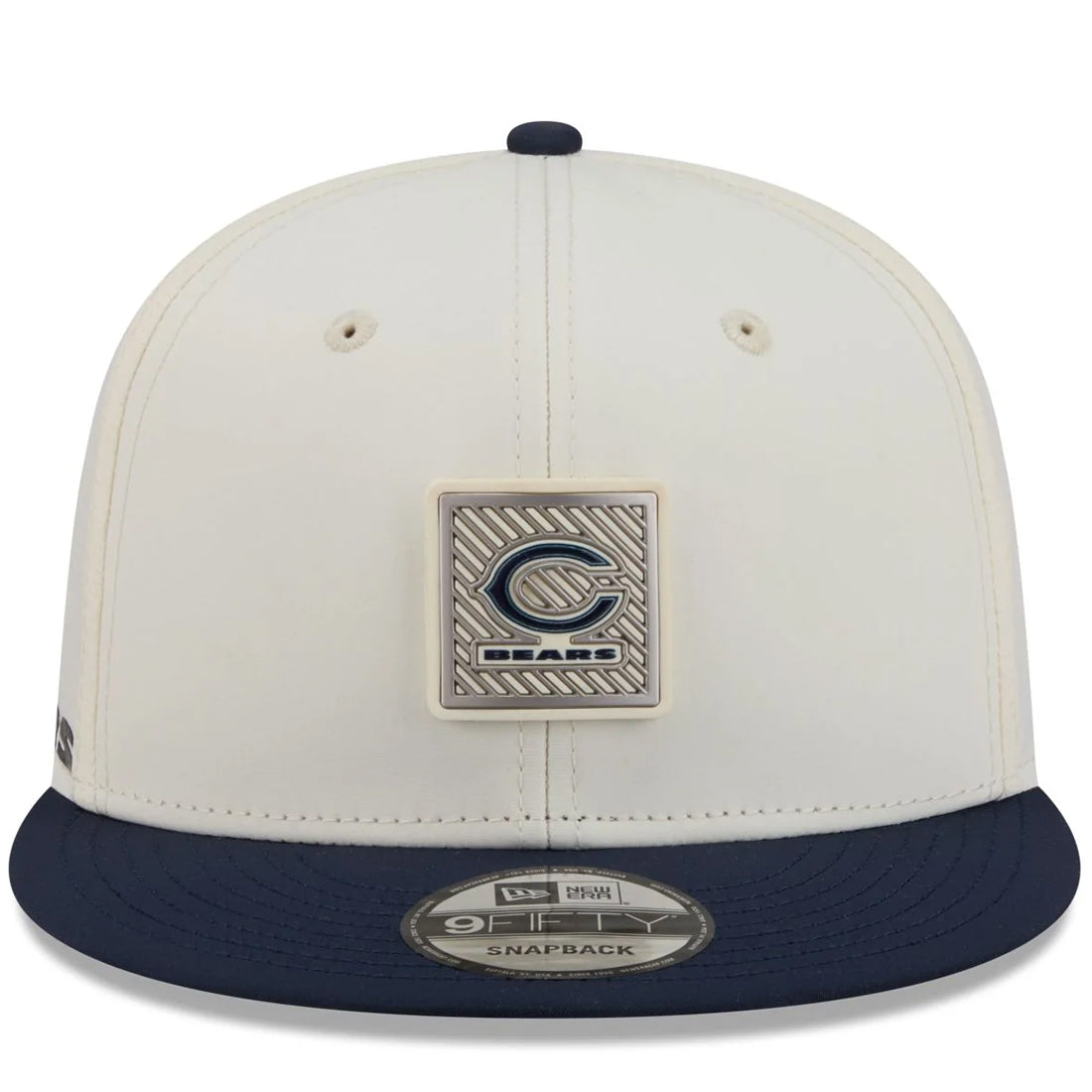 CHICAGO BEARS 'C' 2026 NFL TRAINING CAMP 9FIFTY SNAPBACK HAT - CHROME WHITE/NAVY