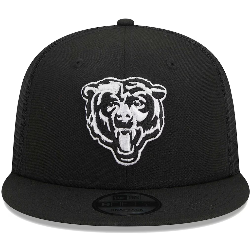 CHICAGO BEARS EVERGREEN TRUCKER 9FIFTY SNAPBACK HAT - BLACK/WHITE