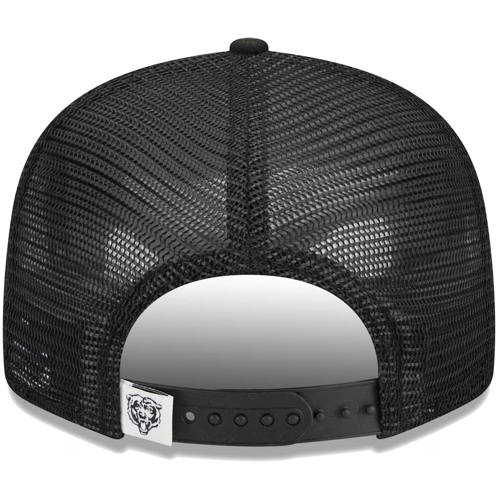 CHICAGO BEARS EVERGREEN TRUCKER 9FIFTY SNAPBACK HAT - BLACK/WHITE