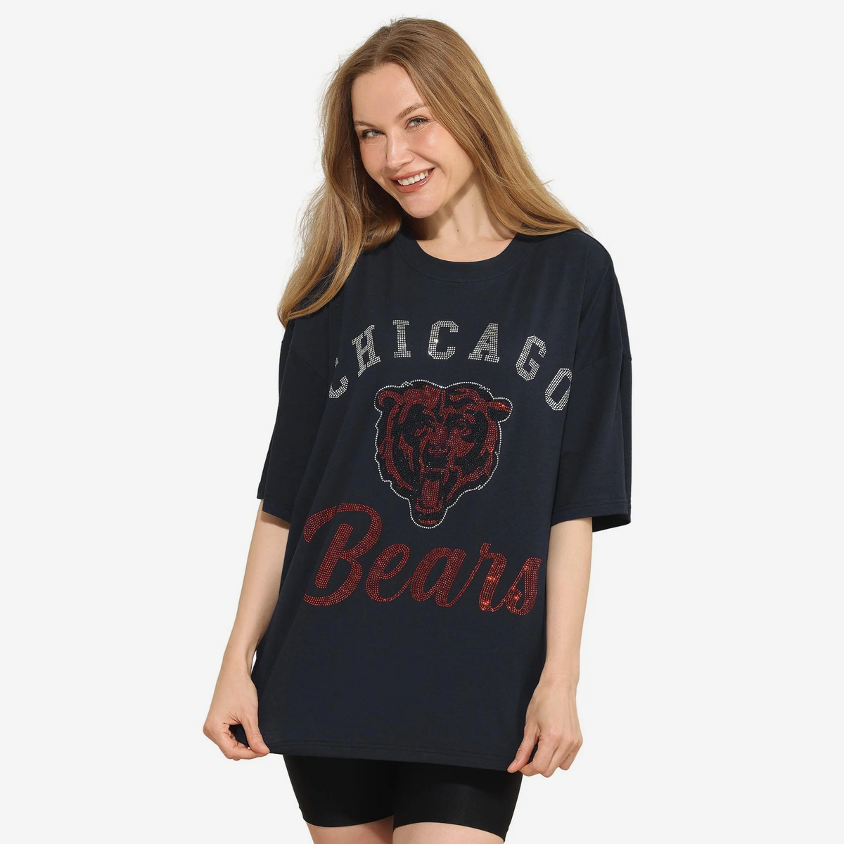 CHICAGO BEARS WOMEN'S FOCO RHINESTONE LOGO OVERSIZED T-SHIRT - NAVY