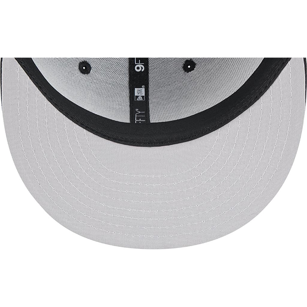 CHICAGO BLACKHAWKS EVERGREEN TRUCKER 9FIFTY SNAPBACK HAT - BLACK/WHITE