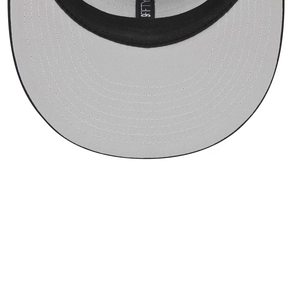 CHICAGO BULLS EVERGREEN TRUCKER 9FIFTY SNAPBACK HAT - BLACK/WHITE