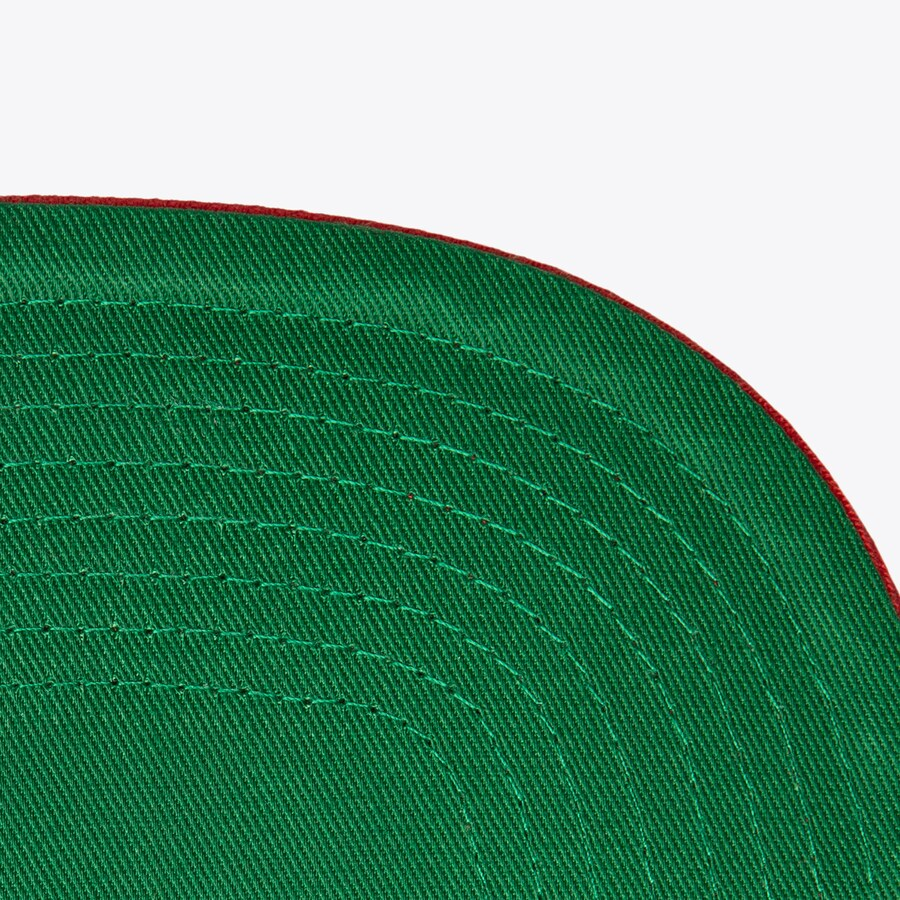 CHICAGO BULLS UPRISE LOGO SNAPBACK HAT