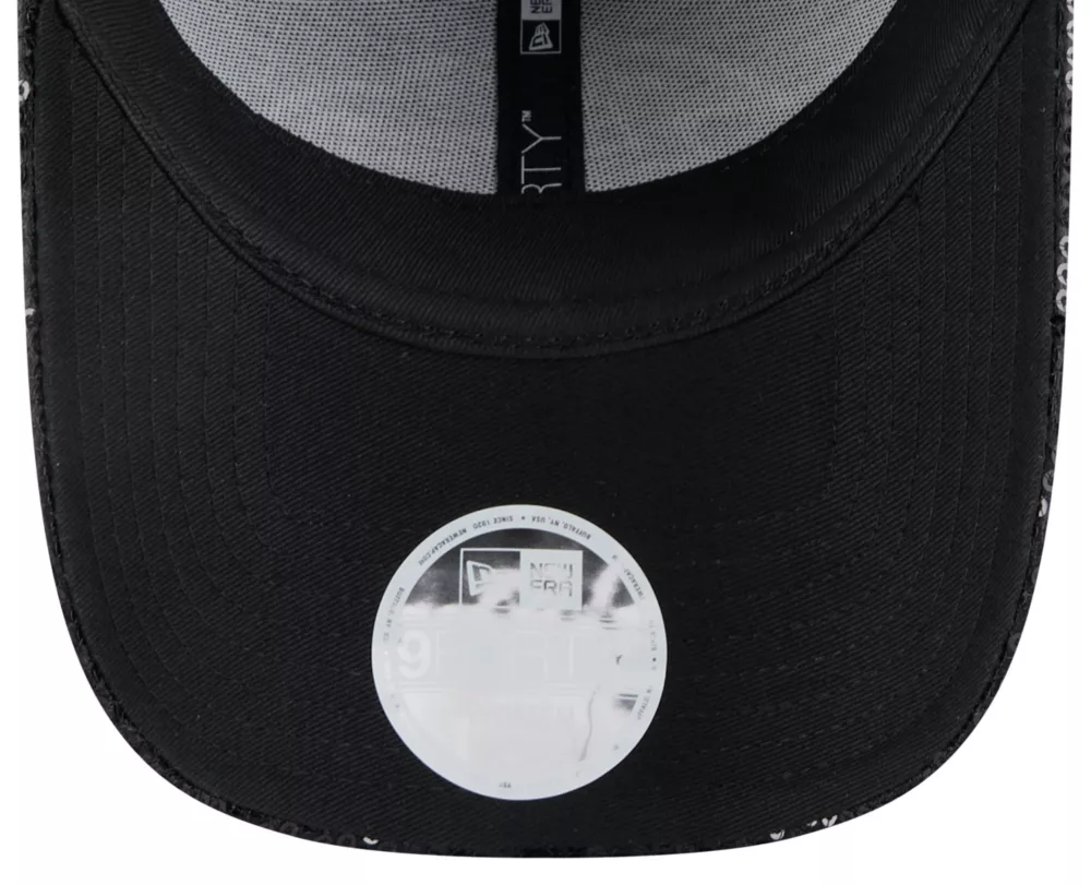 CHICAGO BULLS WOMEN'S SEQUIN 9FORTY ADJUSTABLE HAT - BLACK