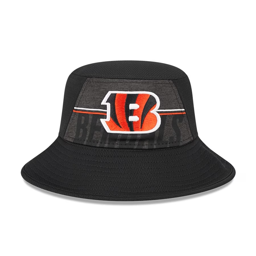 GORRO PEQUEÑO CAMPAMENTO DE ENTRENAMIENTO DE LOS CINCINNATI BENGALS 2023