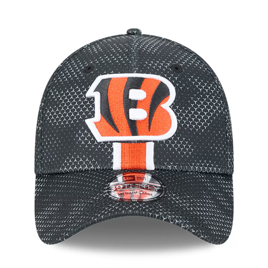 CINCINNATI BENGALS 2024 NFL SIDELINE 39THIRTY FLEX FIT HAT - BLACK