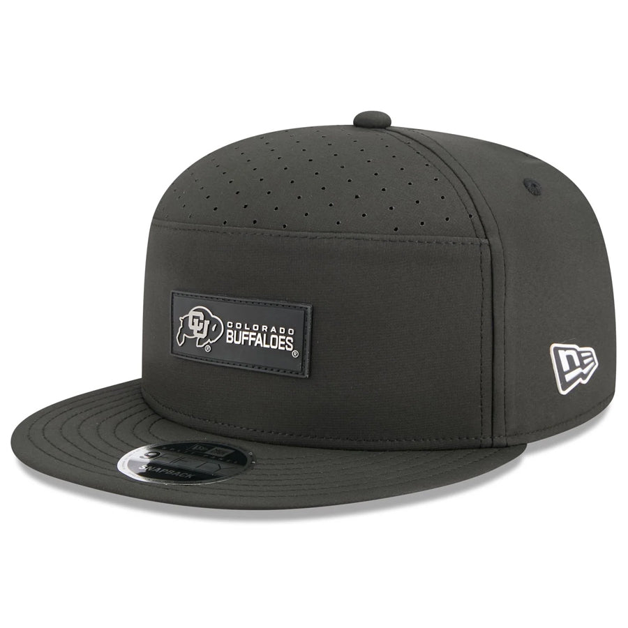 COLORADO BUFFALOES 2025 SIDELINE SPLIT PANEL 9FIFTY SNAPBACK HAT - BLACK