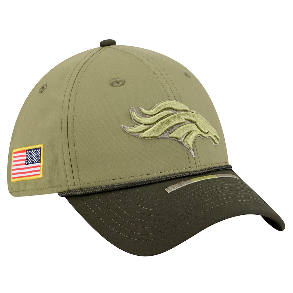 DENVER BRONCOS 2025 NFL SALUTE TO SERVICE 39THIRTY FLEX FIT HAT - GREEN