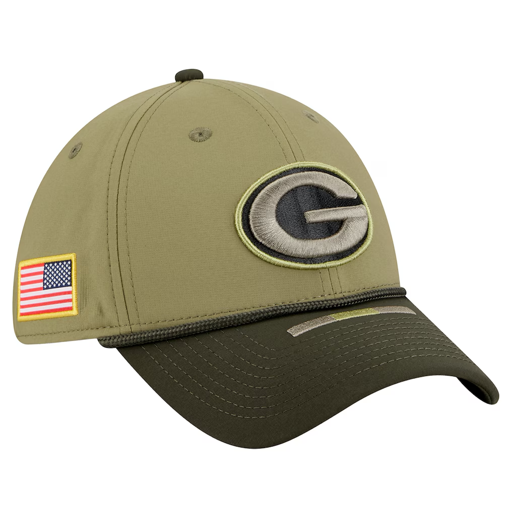 GREEN BAY PACKERS 2025 NFL SALUTE TO SERVICE 39THIRTY FLEX FIT HAT - GREEN