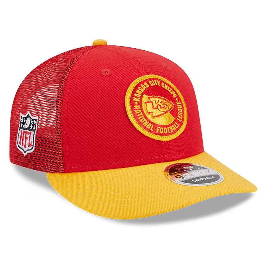 KANSAS CITY CHIEFS 2023 SIDELINE LOW PROFILE 9FIFTY SNAPBACK HAT