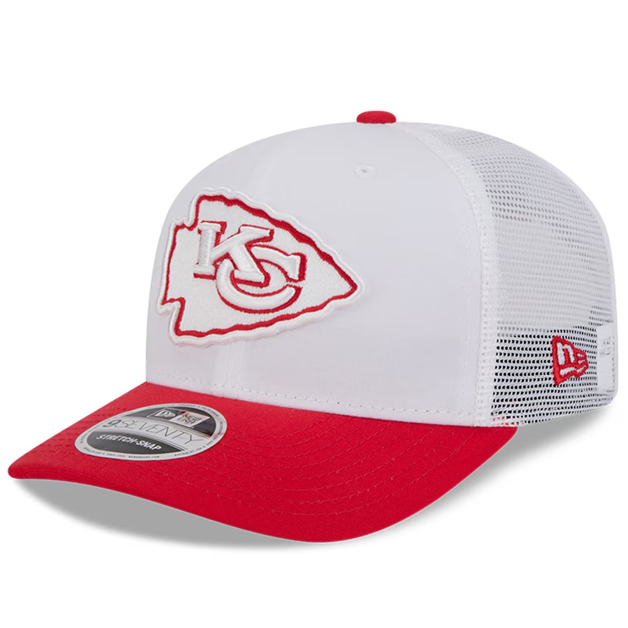 KANSAS CITY CHIEFS 2024 NFL TRAINING CAMP 9SEVENTY STRETCH SNAP TRUCKER HAT - WHITE