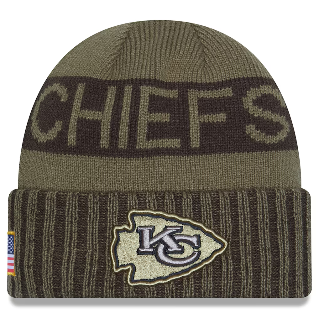 KANSAS CITY CHIEFS 2025 NFL SALUTE TO SERVICE CUFFED KNIT BEANIE - DARK GREEN