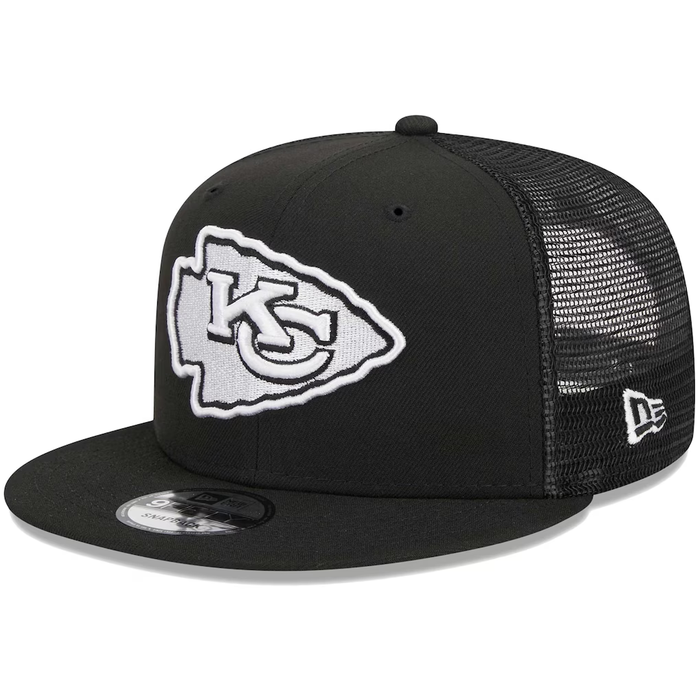 KANSAS CITY CHIEFS  EVERGREEN TRUCKER 9FIFTY SNAPBACK HAT - BLACK/WHITE