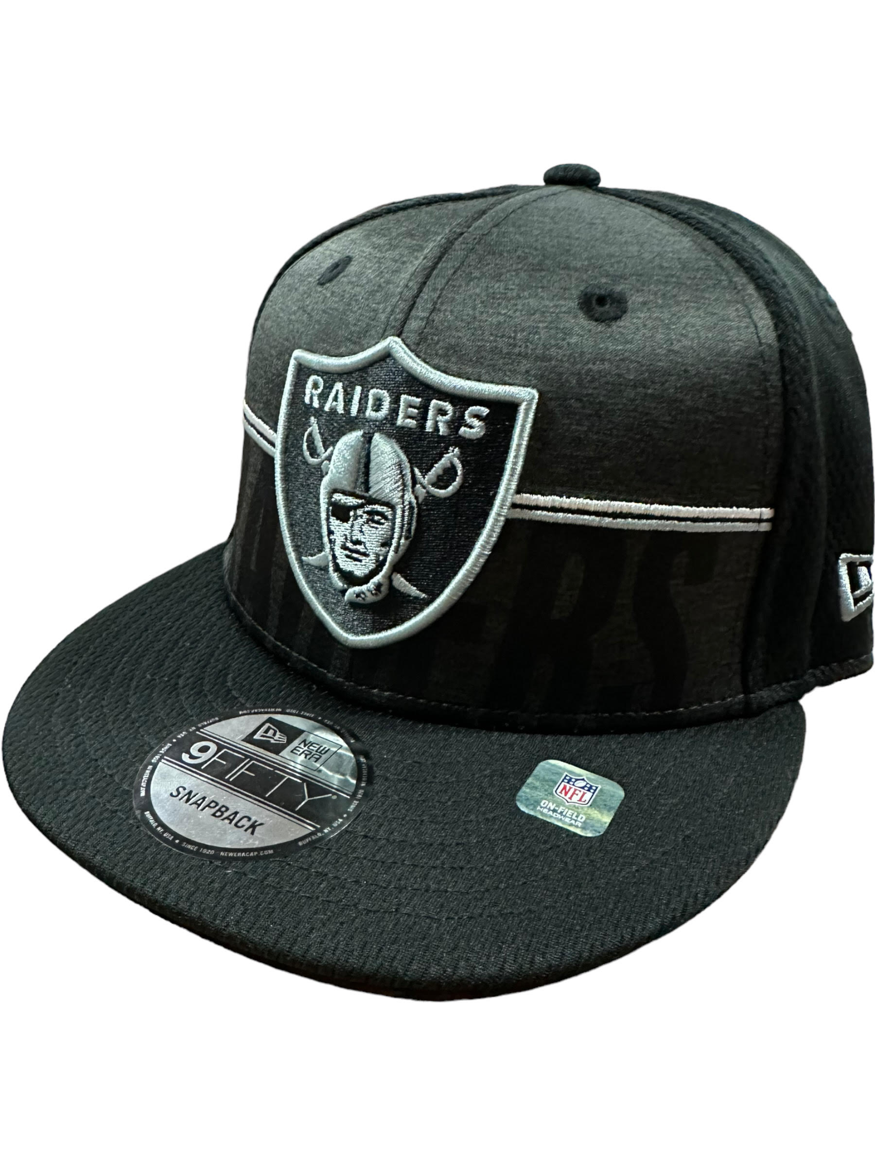 Las Vegas Raiders New Era NFL 2023 On Field Beanie