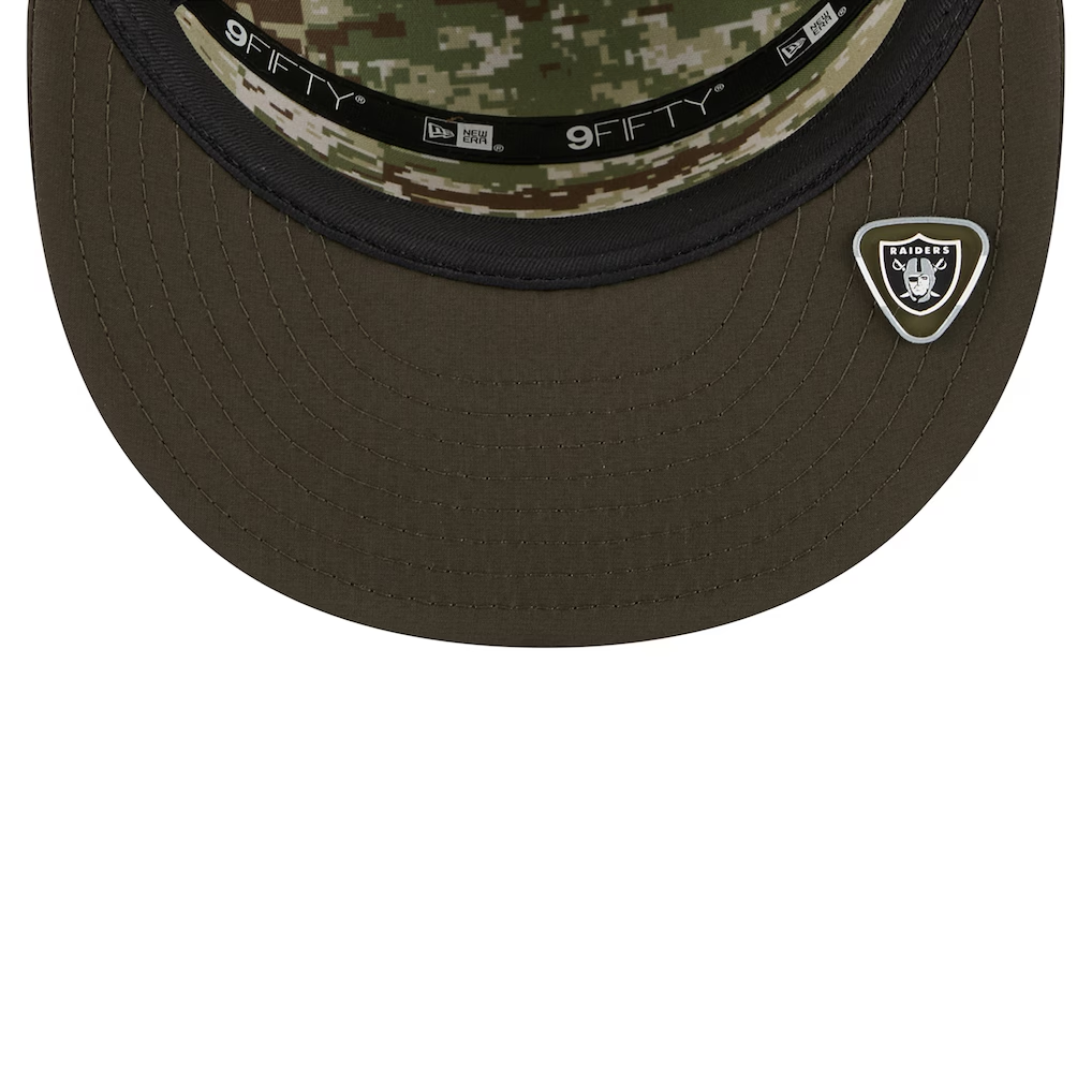 LAS VEGAS RAIDERS 2025 NFL SALUTE TO SERVICE SPLIT PANEL 9FIFTY SNAPBACK HAT - DARK GREEN