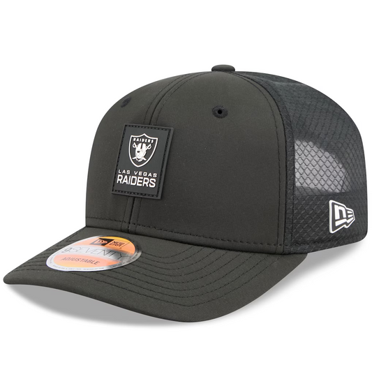 LAS VEGAS RAIDERS 2025 NFL SIDELINE 9SEVENTY STRETCH-SNAP ADJUSTABLE HAT - BLACK