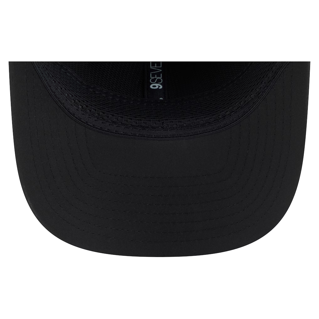 LAS VEGAS RAIDERS 2026 NFL SIDELINE 9SEVENTY STRETCH-SNAP ADJUSTABLE HAT - BLACK/BLACK