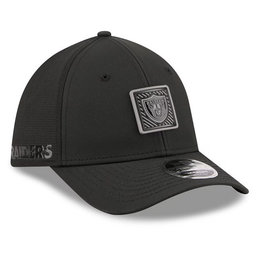 LAS VEGAS RAIDERS 2026 NFL TRAINING CAMP 39THIRTY M-CROWN FLEX FIT HAT - BLACK
