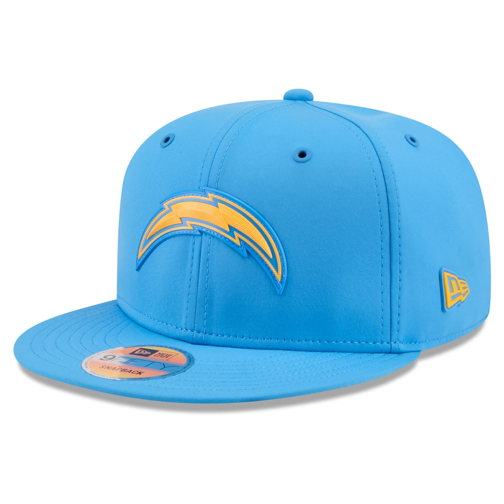 LOS ANGELES CHARGERS 2026 NFL SIDELINE 9FIFTY SNAPBACK HAT - POWDER BLUE