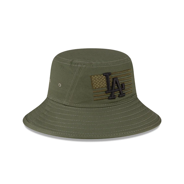 GORRA DE PESCA DE LAS FUERZAS ARMADAS DE LOS ANGELES DODGERS 2023 