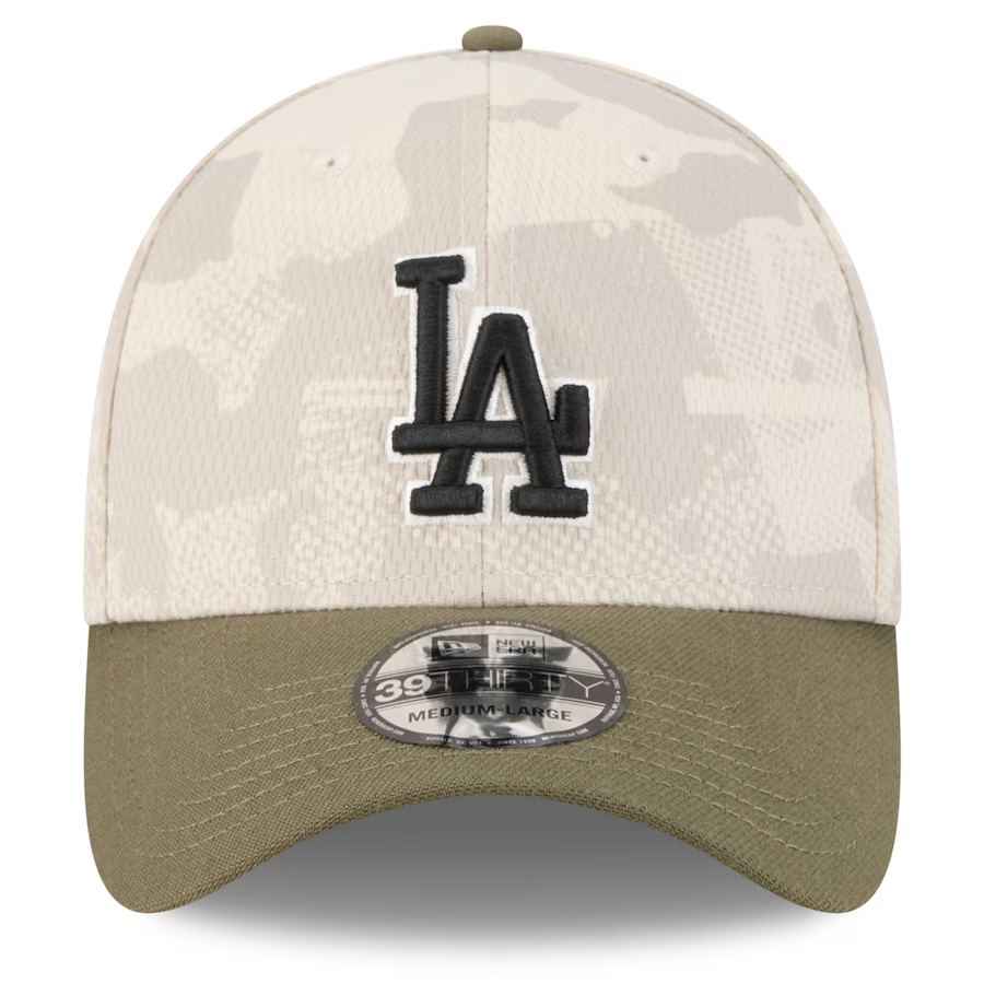 LOS ANGELES DODGERS 2025 MLB ARMED FORCES 39THIRTY FLEX FIT HAT - STONE/OLIVE