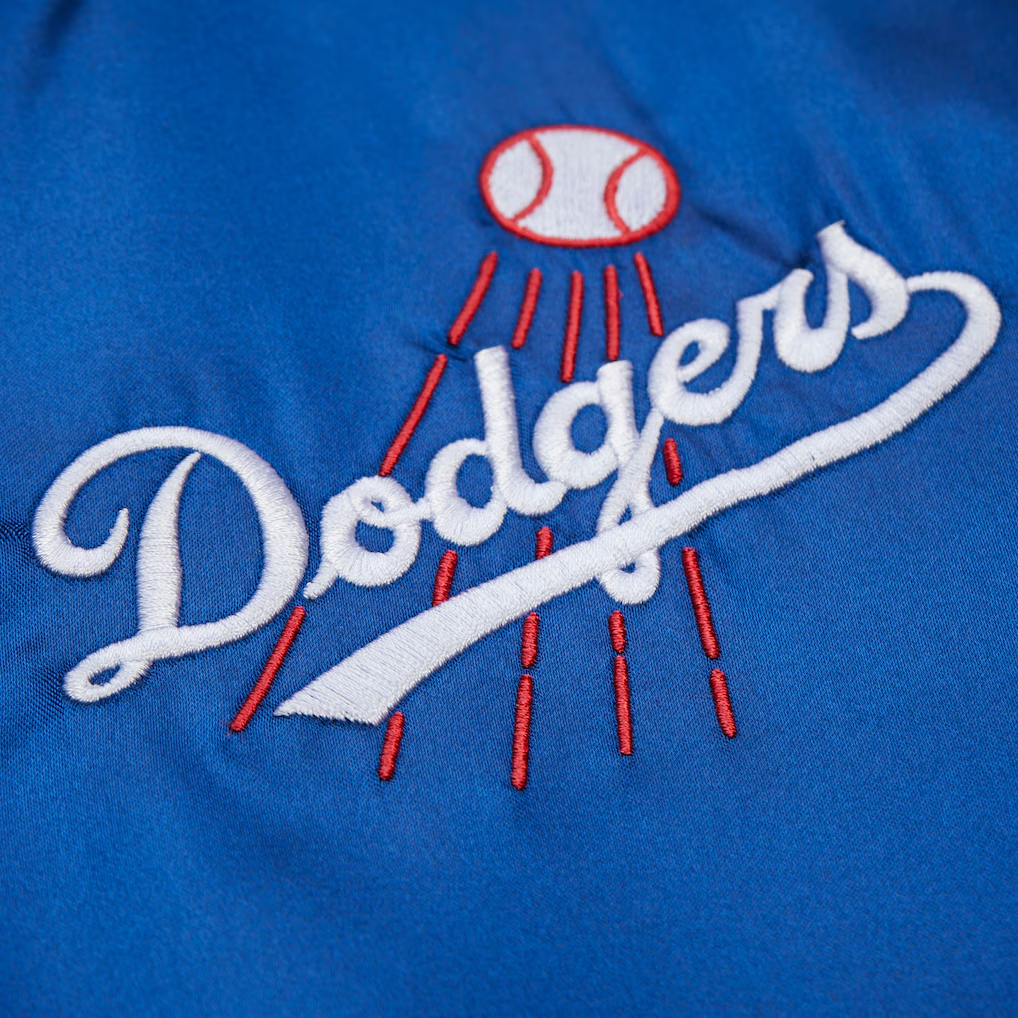 LOS ANGELES DODGERS MEN'S MITCHELL & NESS DOWNTOWN VINTAGE COACHES FULL-SNAP SATIN JACKET - BLUE
